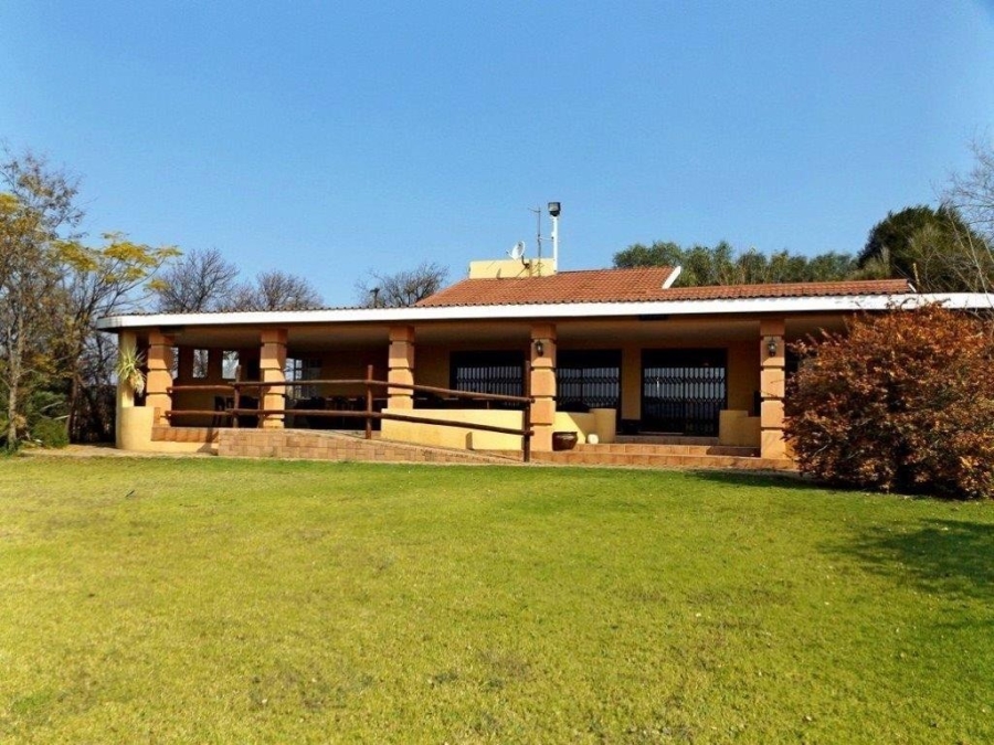 Commercial Property for Sale in Lake Deneysville Free State